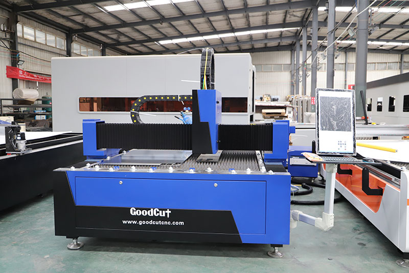 GC1530F fiber laser cutter (7).jpg